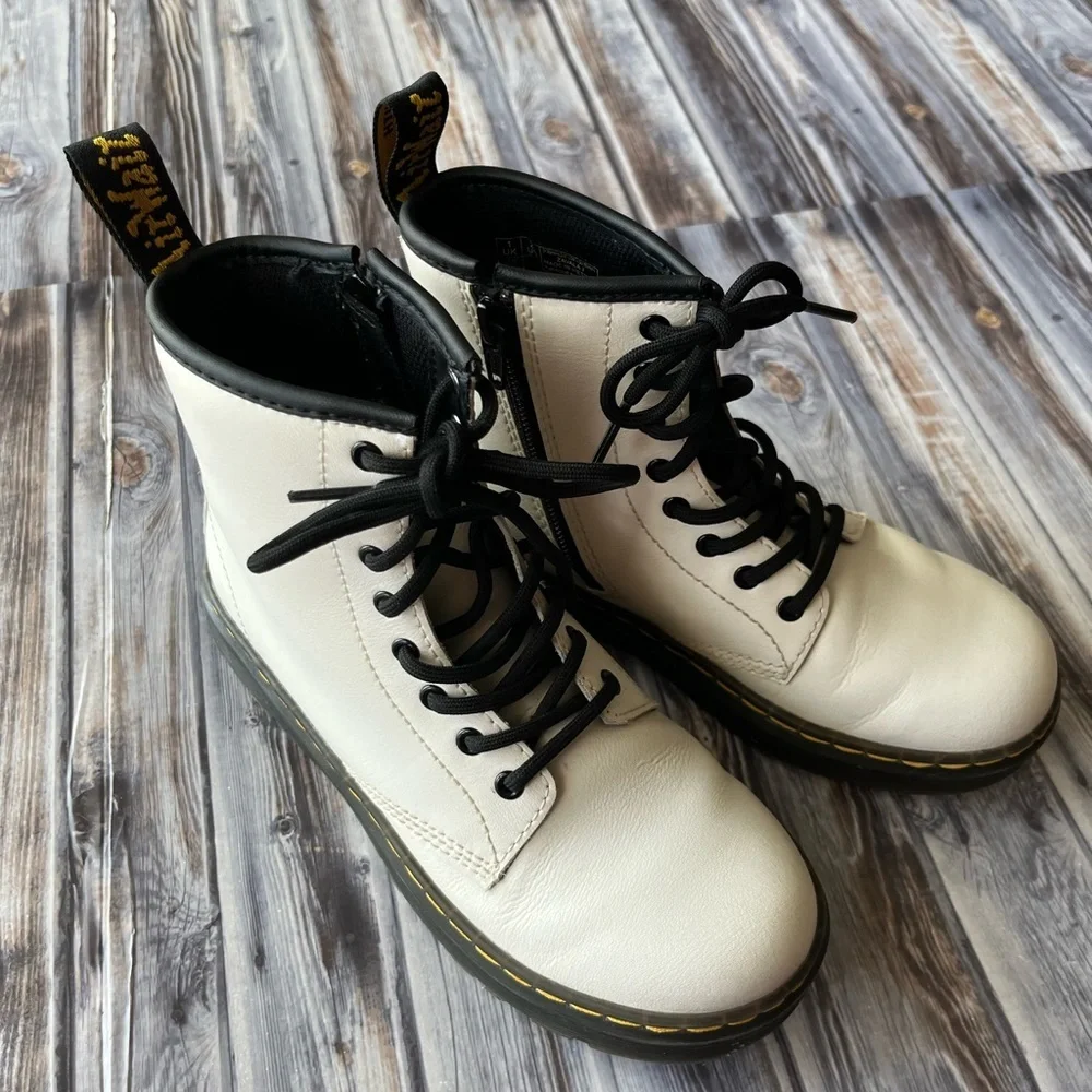Dr.Martens Kids' Zavala White Combat Lace Up Boot